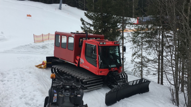 seilbahn.cc - Pistenbully 100