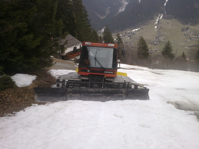 seilbahn.cc - Pistenbully PB240D