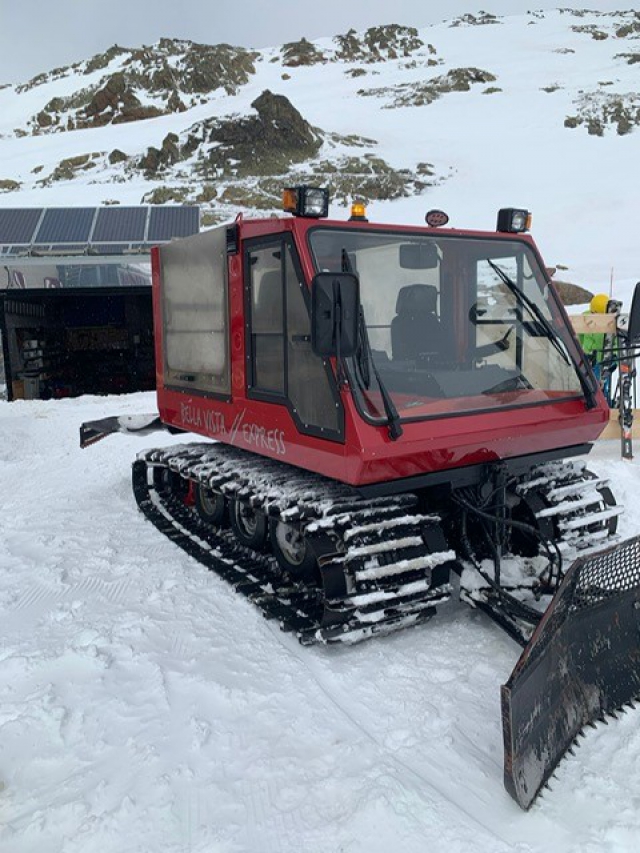 seilbahn.cc - Pistenraupe Prinoth T2