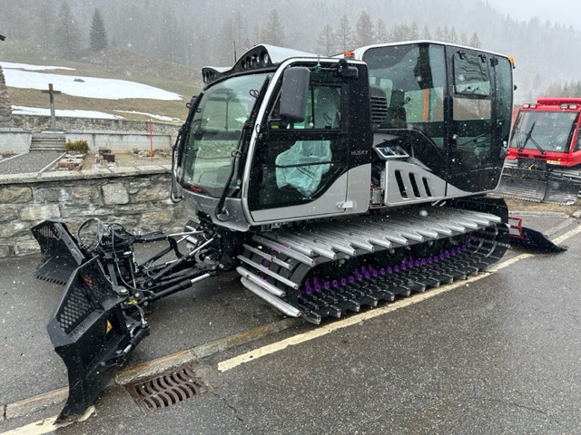 seilbahn.cc - Prinoth Husky mit Personenkabine