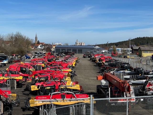 seilbahn.cc - 78 snow groomers on stock !!!