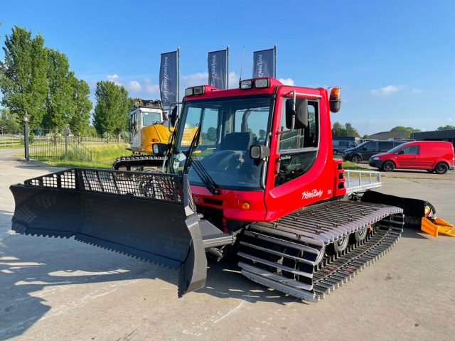 seilbahn.cc - Kssbohrer Pistenbully 100 PB100