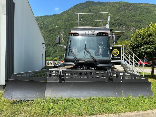 seilbahn.cc - FOOD TRACK!!!  PistenBully 600  PT-238